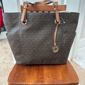 Michael Kors Signature Tote, brown